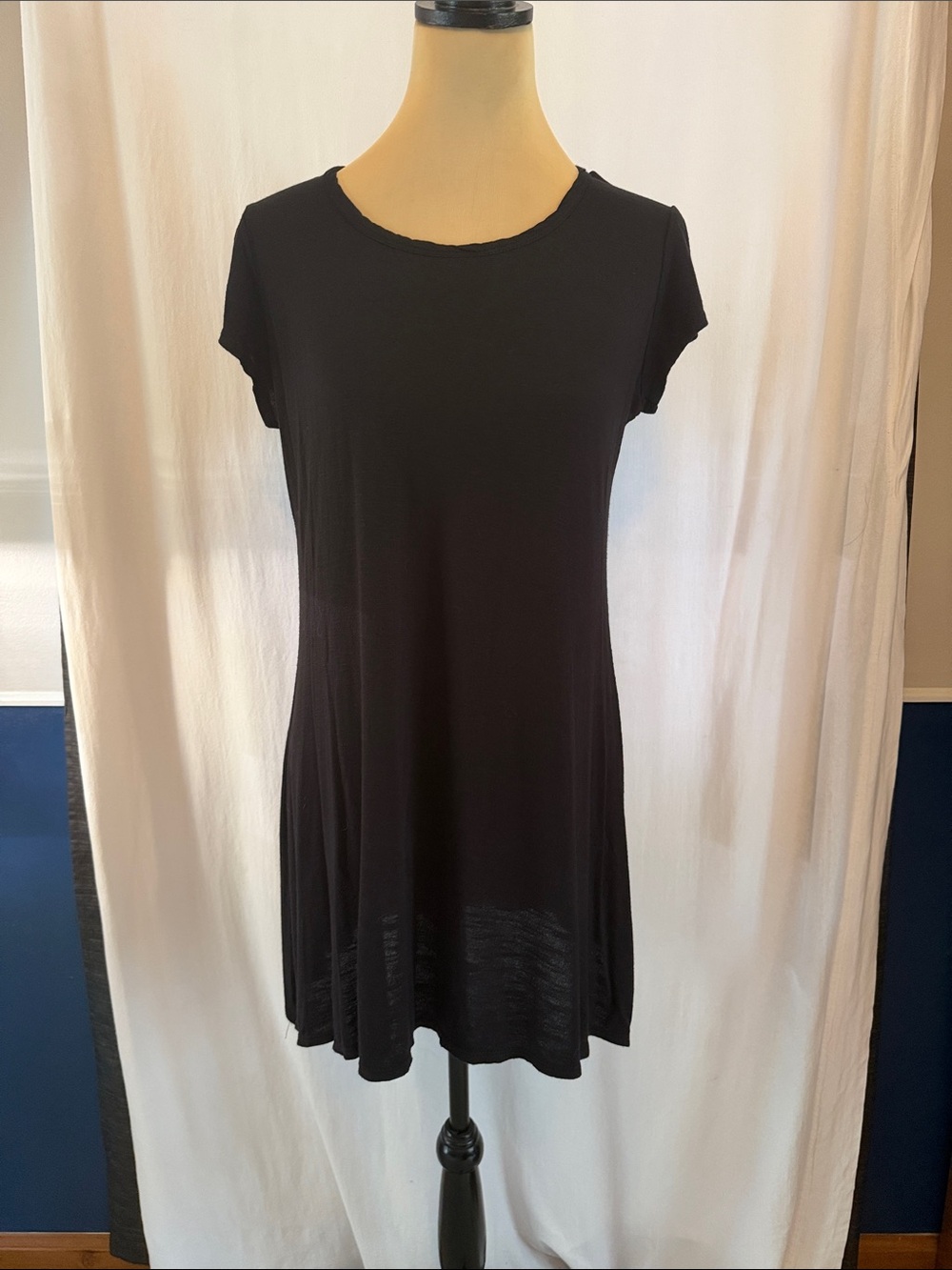Olivia Rae Black Short-Sleeve A-Line Tunic Dress